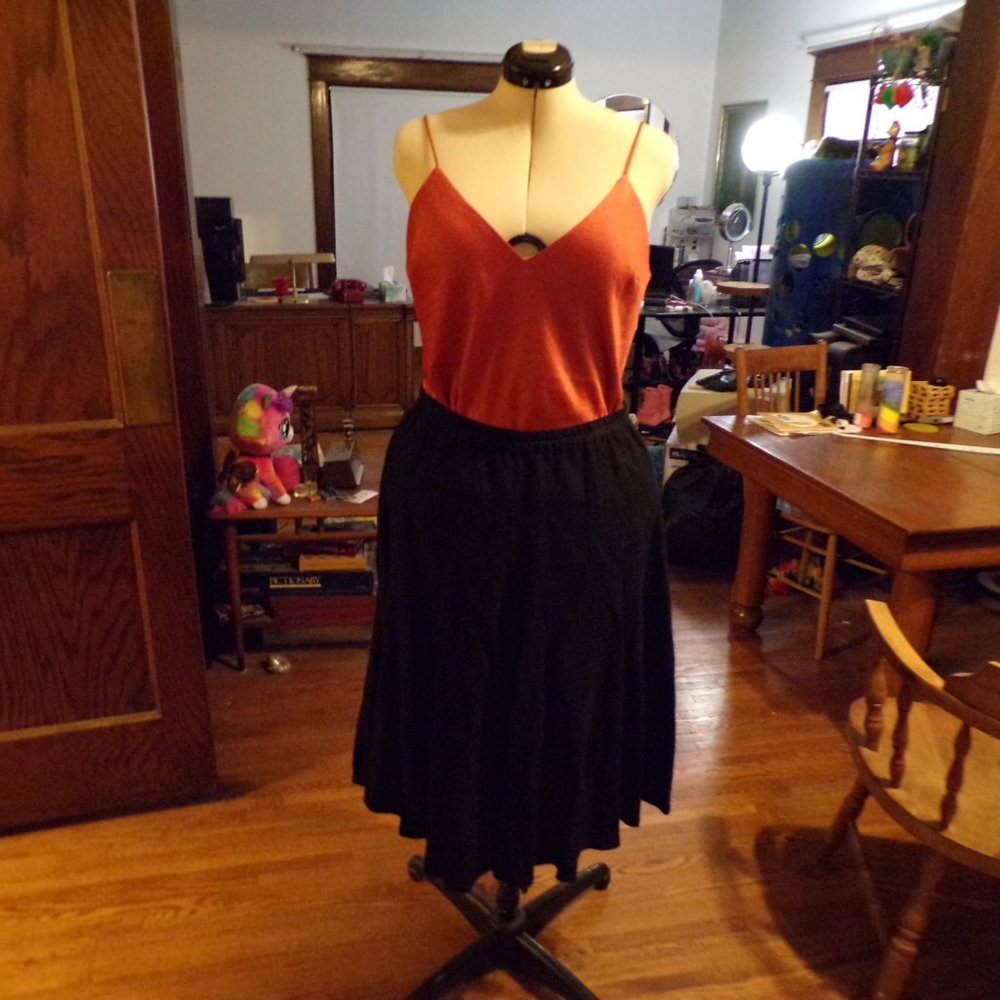 Express shimmery textured vermillion camisole